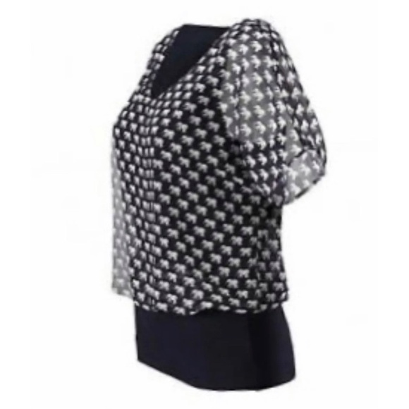 Cabi Navy Blue White Elephant Print Chiffon Overlay Layered Blouse Womens Sz S - Picture 5 of 13
